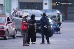 Vé Việt Nam vs Malaysia không sốt như kỳ vọng, “phe vé” ế khách