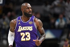 Sự bền bỉ đáng kinh ngạc: LeBron James độc chiếm đỉnh bảng xếp hạng chiến thắng mọi thời đại