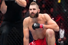 Jiri Prochazka "đập bàn" chốt siêu hợp đồng tranh đai tại UFC 327