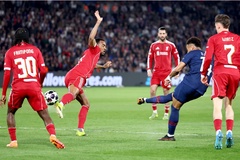 HLV Slot thừa nhận Liverpool may mắn khi chỉ nhận 2 bàn thua