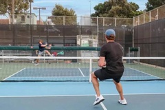 5 chiến thuật đánh đơn pickleball từ các tay vợt chuyên nghiệp