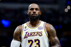 HLV JJ Redick đưa ra phán quyết mạnh mẽ về mùa giải phi thường của LeBron James