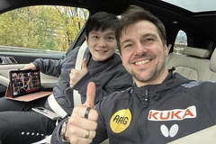 Tình bạn vượt biên giới giữa Timo Boll và Fan Zhendong: Di sản đẹp của bóng bàn thế giới