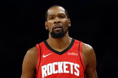 Ngôi sao Rockets Kevin Durant vắng mặt tại Game 1 vì pha va chạm lãng xẹt với đồng đội