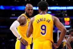 Cảm xúc vỡ òa của LeBron James sau khoảnh khắc lịch sử cùng Bronny tại NBA Playoffs