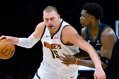 Ghi Triple-Double với 27 điểm, Nikola Jokic sánh ngang LeBron James trong sách kỷ lục NBA Playoffs
