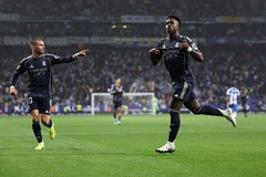 Vinicius lập cú đúp giúp Real Madrid trì hoãn màn ăn mừng chức vô địch của Barcelona