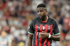 AC Milan có bao nhiêu bản hợp đồng thất bại trên thị trường chuyển nhượng sau khi giành Scudetto?