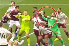 Tranh cãi VAR ở trận Arsenal thắng West Ham khi trọng tài xem lại tình huống 17 lần
