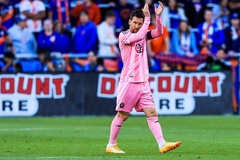 Messi còn kém Cristiano Ronaldo bao nhiêu bàn thắng sau khi lập hat-trick?