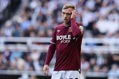 West Ham đặt một chân xuống hạng sau thất bại ở vòng áp chót