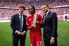 Michael Olise của Bayern Munich được vinh danh là Cầu thủ xuất sắc nhất mùa 2025/26