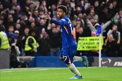 Chelsea đẩy Tottenham vào cuộc chiến trụ hạng ở vòng đấu cuối cùng