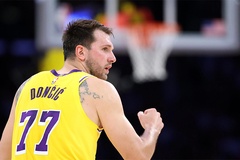 Luka Doncic san bằng thành tích hiếm có của LeBron James với danh hiệu All-NBA mới nhất