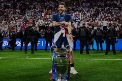 Kvaratskhelia xuất sắc nhất Champions League, PSG áp đảo đội hình tiêu biểu mùa giải