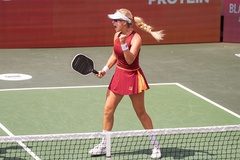 Lối chơi từng gây tranh cãi của Anna Leigh Waters đã thay đổi pickleball ra sao?