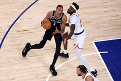 Trọng tài nhận sai ở pha đẩy sau thô bạo của Wembanyama ở Game 3 NBA Finals 2026