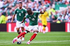 Đáp trả mọi hoài nghi, Quinones ghi dấu ấn trong chiến thắng mở màn của Mexico
