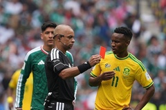 Trận Mexico - Nam Phi lập kỷ lục chưa từng có về thẻ đỏ trong lịch sử World Cup