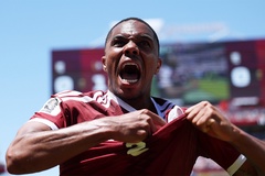 Bàn thắng phút bù giờ giúp Qatar có điểm số lịch sử tại World Cup