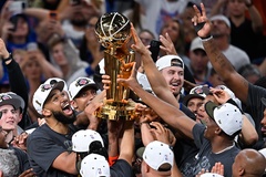 Ngược dòng kinh điển hạ Spurs, New York Knicks giải cơn khát vô địch NBA sau 53 năm chờ đợi