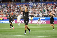 Chàng trai gốc Đức -Trung Quốc thắp lên giấc mơ World Cup cho New Zealand