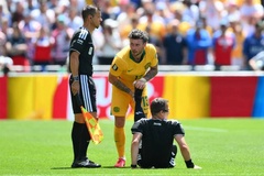 Trọng tài nổi tiếng châu Âu phải nhờ cầu thủ hỗ trợ vì chuột rút tại World Cup