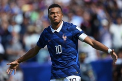 Mbappe đạt 100 trận với tuyển Pháp theo cách... đi ngược logic