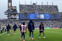 Pháp - Iraq bị hoãn giữa trận, FIFA quy định thời gian chờ như thế nào?