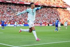 Ronaldo tỏa sáng, Bồ Đào Nha thắng ngược Croatia để đại chiến Tây Ban Nha