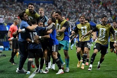 Argentina ngược dòng hạ Anh, thẳng tiến vào chung kết World Cup 2026