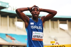 Chàng trai Israel lật đổ siêu ứng viên vàng, lập kỷ lục chạy 200m tại giải điền kinh U20 thế giới
