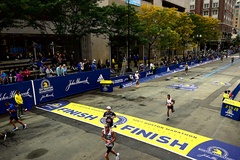 Boston Marathon ra quyết định lịch sử với VĐV “phi nhị giới tính”
