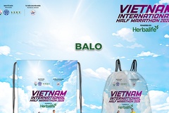 Cận cảnh chiếc túi rút "phải có" tại VIHM powered by Herbalife: Khi biểu tượng Hà Nội hòa quyện cùng tinh thần thể thao