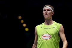 Axelsen trở lại và đụng độ Naraoka ngay vòng đầu giải cầu lông Hong Kong Open 2025