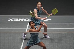 Hai chị em người Thái Lan Benyapa-Nuntakarn chấm dứt hành trình của Pearly Tan-Thinaah tại Giải cầu lông Singapore Open