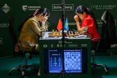 Giải cờ vua FIDE Women's Candidates 2026: Assaubayeva và Lagno bứt phá, bài học về "quản trị khủng hoảng" trên bàn cờ