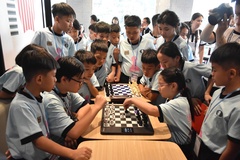 Giải cờ vua Trí tuệ và Yêu thương 2026 khép lại với những ván cờ gieo mầm niềm tin cho trẻ em yếu thế
