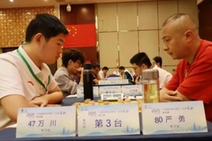 Cờ tướng Trung Quốc "tre chưa già, măng đã mọc": Các kỳ thủ nhí quật ngã “Mạnh Thị Song Hùng”