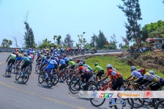 Trực tiếp đua xe đạp Cúp truyền hình TPHCM 2026 hôm nay 14/04: Chờ đợi màn rượt đuổi tốc độ dưới nắng nóng miền Trung