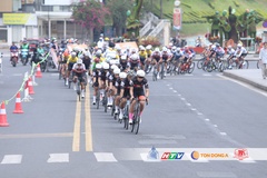 Trực tiếp đua xe đạp Cúp truyền hình TPHCM 2026 hôm nay 22/04: Cuộc chiến 166km từ cao nguyên xuống biển xanh