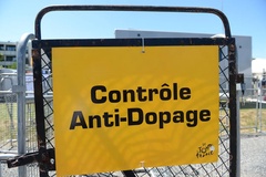 "Siêu doping" từ giun biển: Vũ khí bí mật vận chuyển oxy gấp 40 lần khiến làng xe đạp thế giới chao đảo