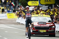 Groves thắng chặng thứ 20 của cuộc đua xe đạp Tour de France 2025 khi Pogacar duy trì vị trí dẫn đầu