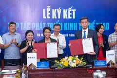 Cục Thể dục thể thao ký kết hợp tác phát triển kinh tế thể thao với Vietcontent