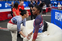 Simone Biles nỗ lực củng cố vị thế huyền thoại thể dục dụng cụ số 1 ở Olympic Paris 2024