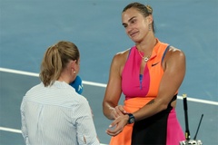 Số 1 thế giới Sabalenka 'không hiểu' lệnh cấm đeo vòng theo dõi sức khỏe tại Giải quần vợt Úc mở rộng
