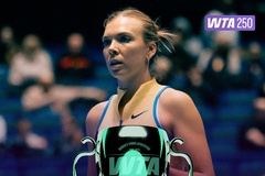 Emma Raducanu thua sốc tại chung kết quần vợt Transylvania Open, Katie Boulter đăng quang ở Ostrava