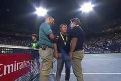 Giải quần vợt Canadian Open 2025 bị chê là "nghiệp dư" do sự cố kỹ thuật làm trì hoãn trận bán kết "toàn Mỹ"