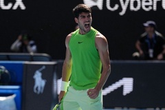 Alcaraz "gieo sầu" cho cả nước Úc, lần đầu tiến vào bán kết quần vợt Australian Open 2026