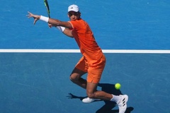 Giải quần vợt Australian Open 2026: Rủi ro "khấu hao" thể lực và tổn thất kinh tế của Auger-Aliassime